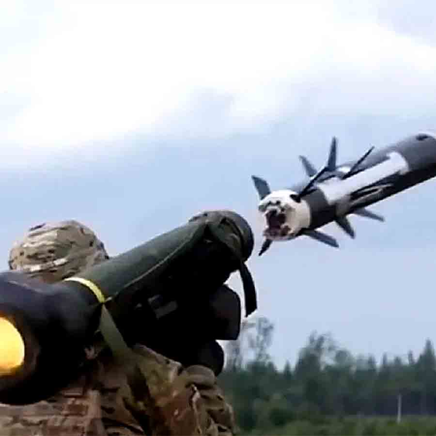 Indian Army has approved purchase of 12 Javelin launchers and 104 missiles from US dgtl
