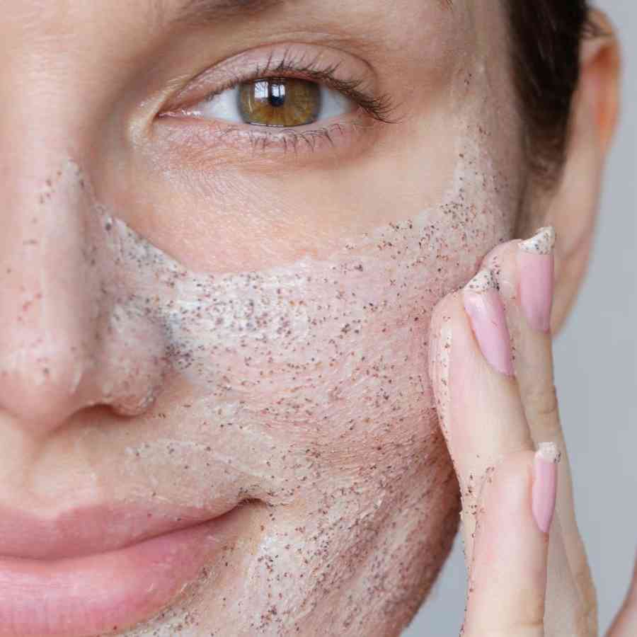 How to Use Homemade Oatmeal Scrub for Glowing and Healthy Skin After Festive Season Benefits and Recipe dgtl