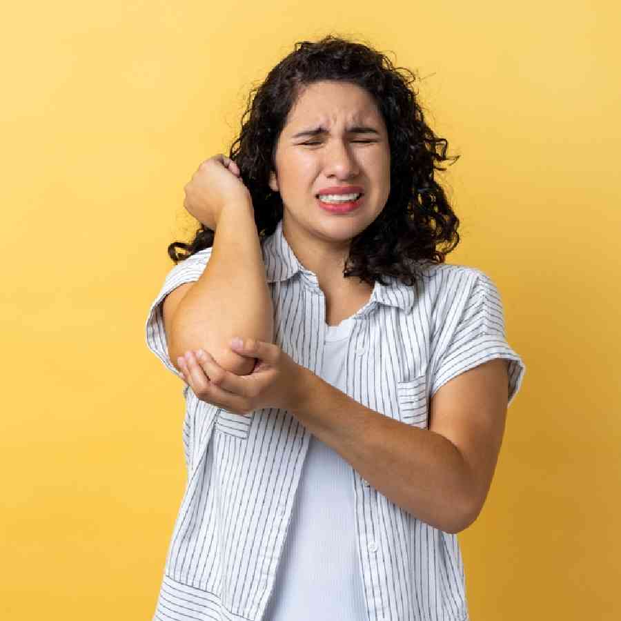 What happens to your body if you have tennis elbow, how to reduce the pain dgtl