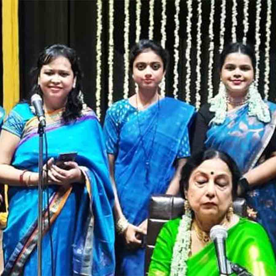 Review of a Cultural programme held at Rabindra Sadan