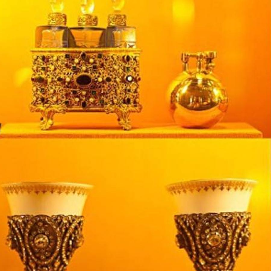 Two thieves once stole 300 crore golden tiffin box of Hyderabad Nizam just to have Biriyani in it