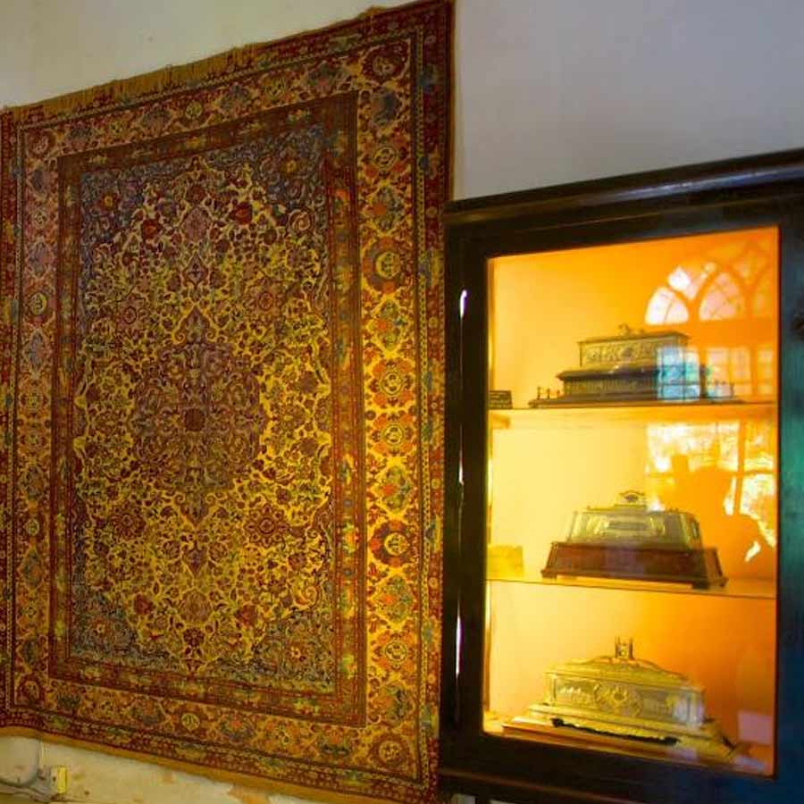 Two thieves once stole 300 crore golden tiffin box of Hyderabad Nizam just to have Biriyani in it