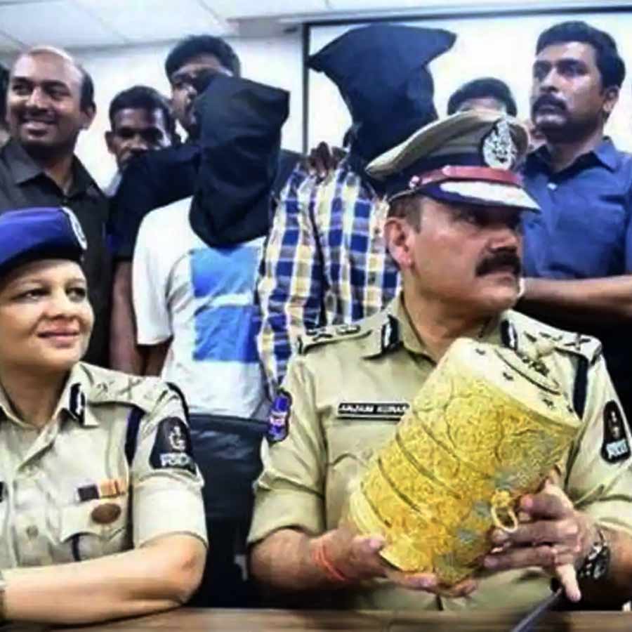 Two thieves once stole 300 crore golden tiffin box of Hyderabad Nizam just to have Biriyani in it