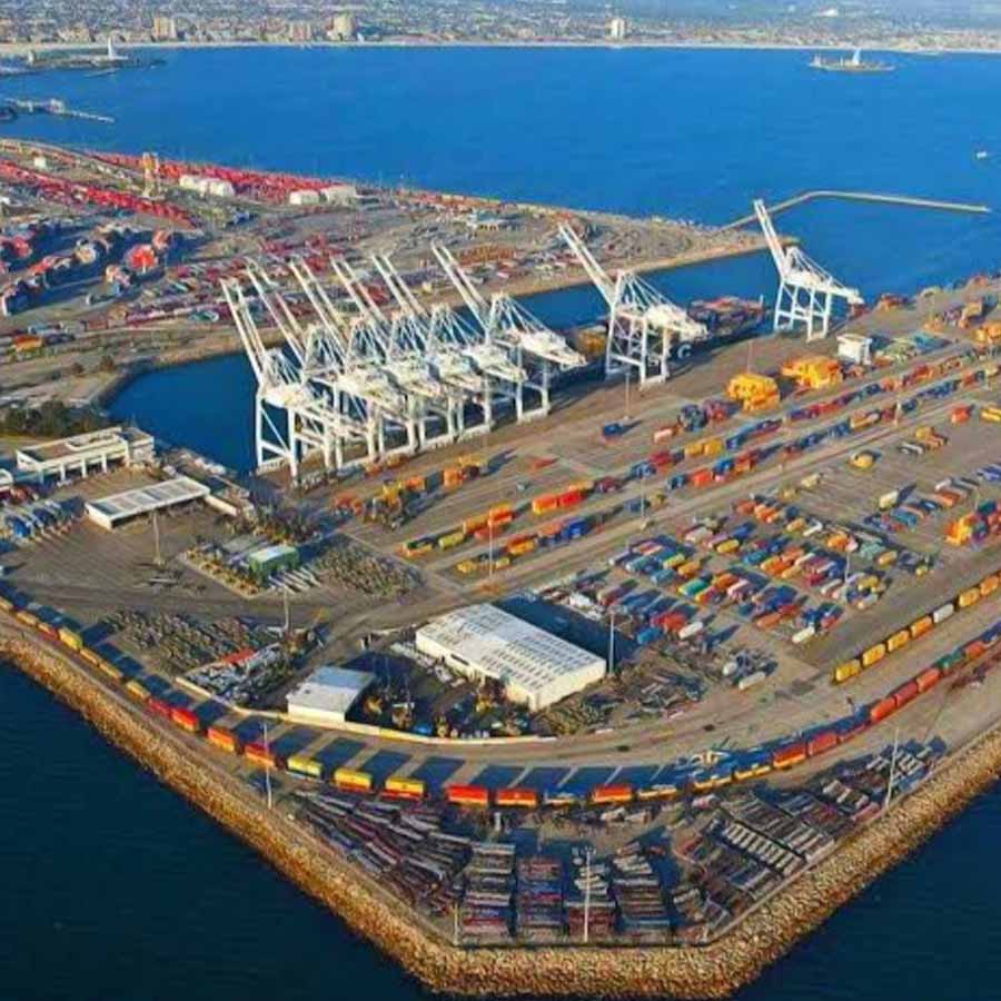 Indian Navy especially INS Vikrant became nightmare for Pakistan due to vulnerable coastline of Islamabad, here are details 