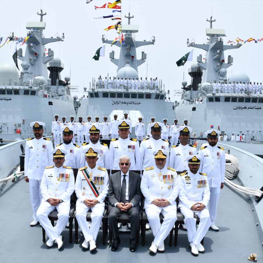 Indian Navy especially INS Vikrant became nightmare for Pakistan due to vulnerable coastline of Islamabad, here are details 