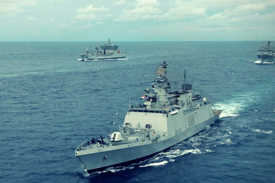 Indian Navy especially INS Vikrant became nightmare for Pakistan due to vulnerable coastline of Islamabad, here are details 