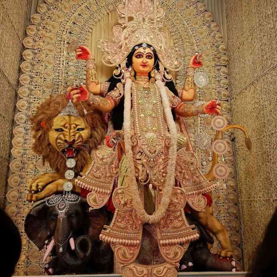 Tradition of 200 Years Old Jagadhatri Puja of Kandi Paul Bari in Murshidabad dgtl