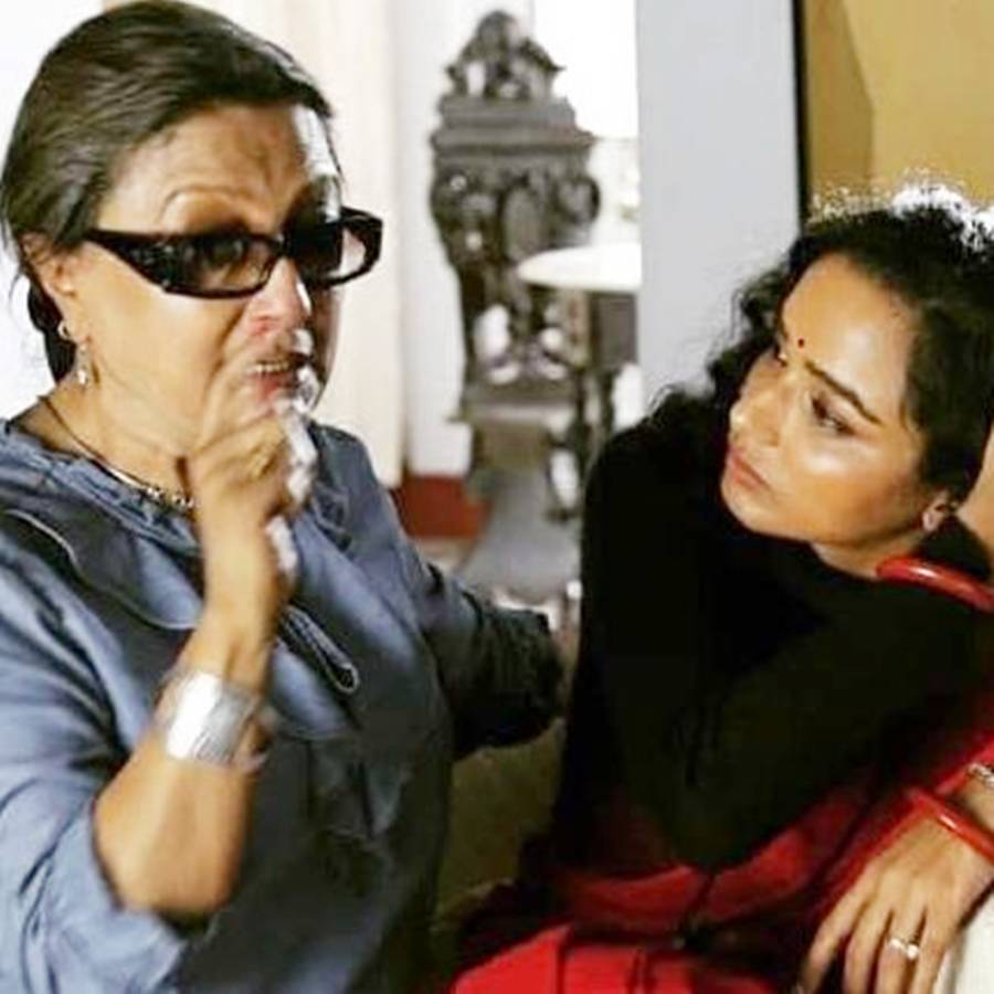 Actor Tuhina Das Shares Her Work Experience With Aparna Sen dgtl