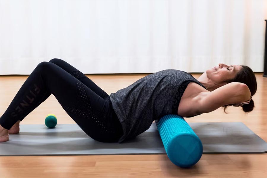 ফোম রোলার।