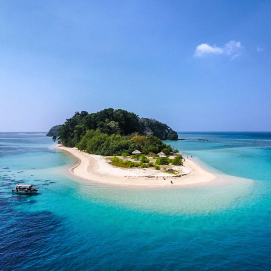 মধুচন্দ্রিমার জন্য আদর্শ। জলিবয় থেকে দেখা যায় রঙিন মাছ, জীবন্ত কোরাল।