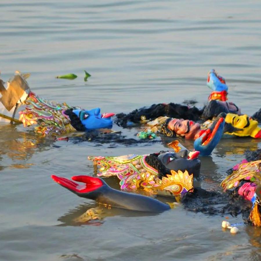 Tension arose regarding Kali idol immersion in Bardhaman