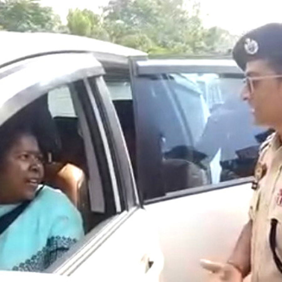 Former Union Minister of Tripura Pratima Bhowmik faces police barricades while on her way