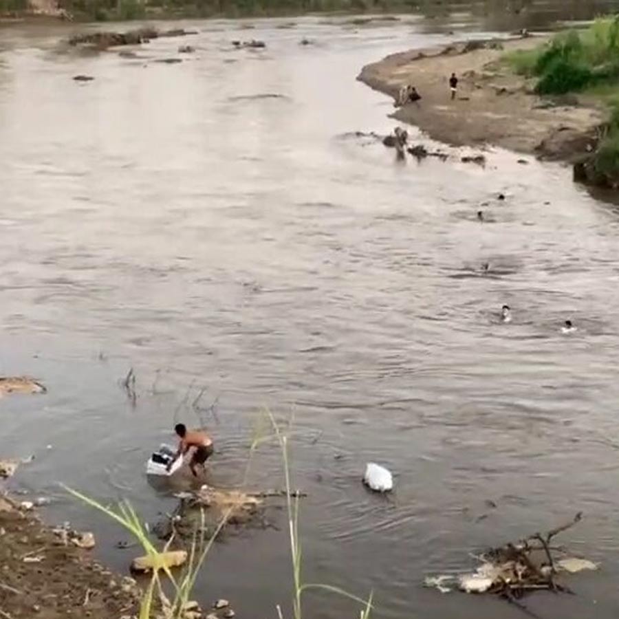 Myanmar’s Junta Military raids in Chinese mafia-run cybercrime hub, 700 trafficked workers including Indians fled from there