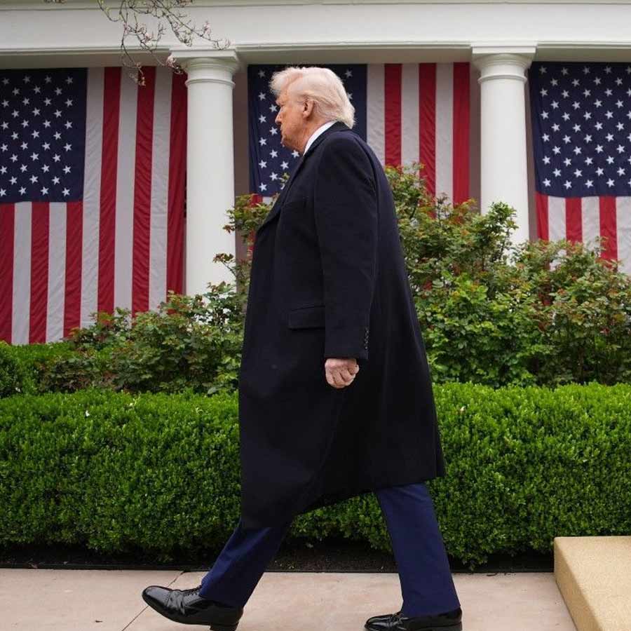 Why US President Donald Trump again blast in Canada over Ronald Reagan Advertisement 