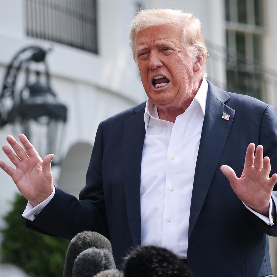 Why US President Donald Trump again blast in Canada over Ronald Reagan Advertisement 