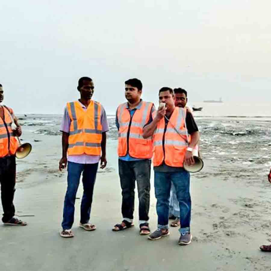 Residents of South 24 parganas worried after a low pressure built at Bay of Bengal