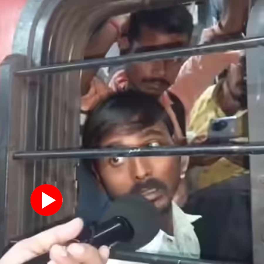 Video claims passengers of Avadh Assam Express travelling without drinking water and going to washroom for 24 hours