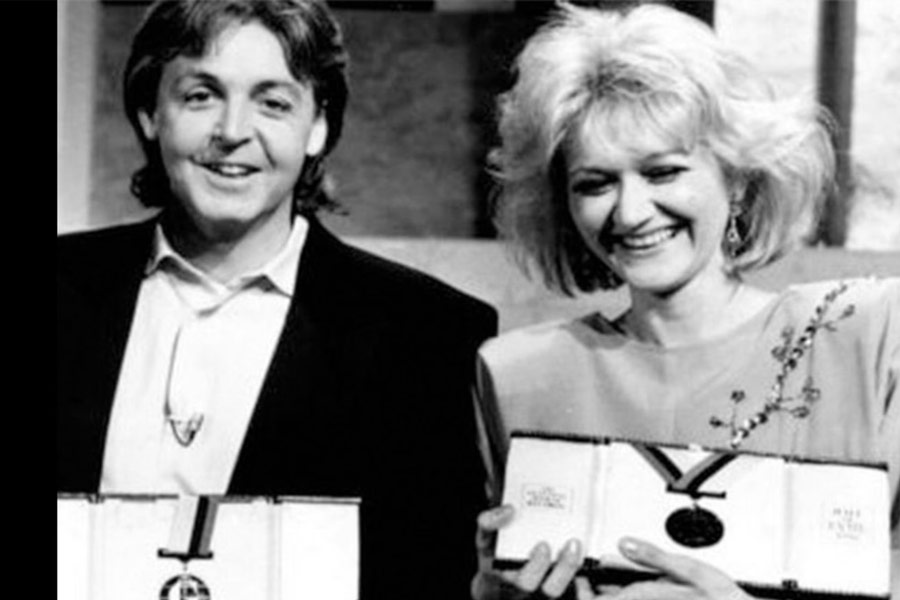 All need to know about Vesna Vulovic, flight attendant who survived 33,000 feet fall without parachute