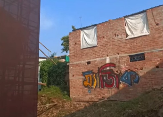 ষষ্ঠীতলা বারোয়ারির পুজো দেখতে ভুলবেন না যেন। এই বছরের থিম ‘ম্যাজিক’। 