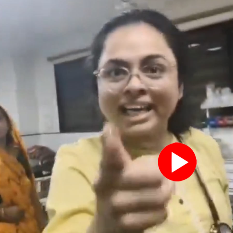 Gunboat orolida fohishalar va fohishalar