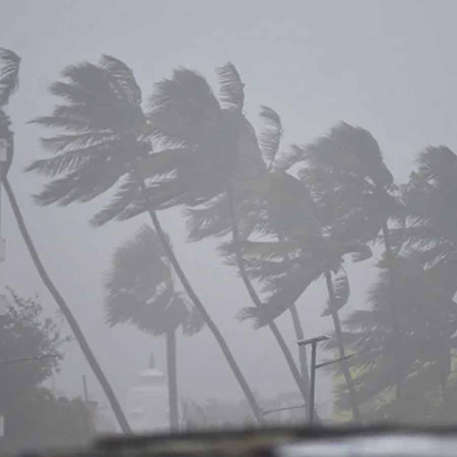 Landfall process of severe Cyclone Montha begins, rain forecast in West Bengal dgtl