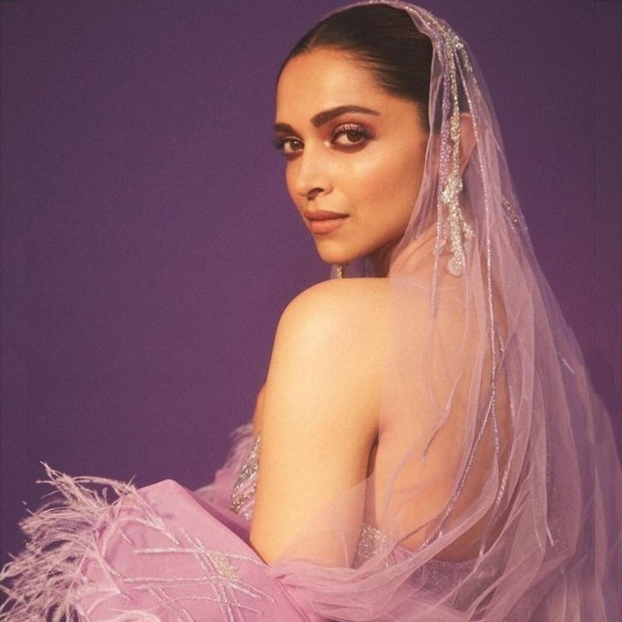 Once symbol of Purdah Custom for woman, Veil is now getting accepted in modern era fashion dgtl