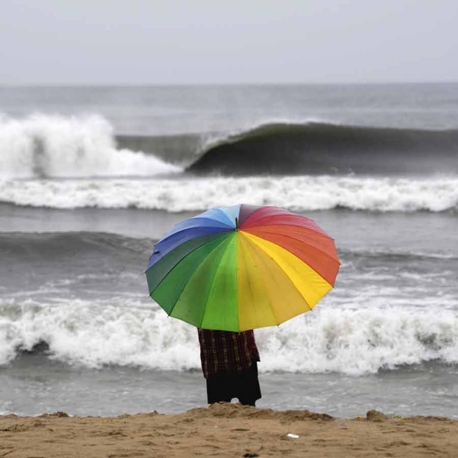 Cyclone Montha weakens into a deep depression in Andhra Pradesh and Telangana coast dgtl