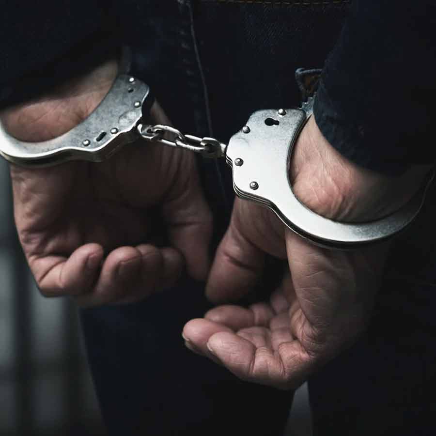 A Bangladesh citizen arrested for trying to enter Military camp