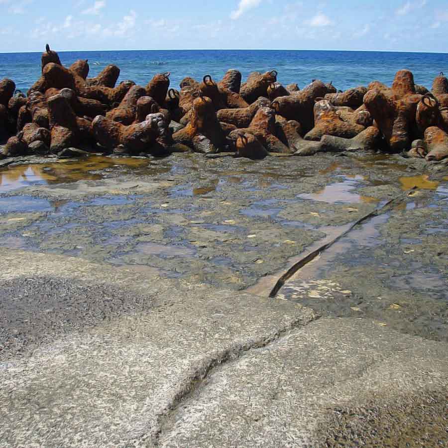 All need to know about Okinotorishima rock, that Japan is trying to protect by spending Billions
