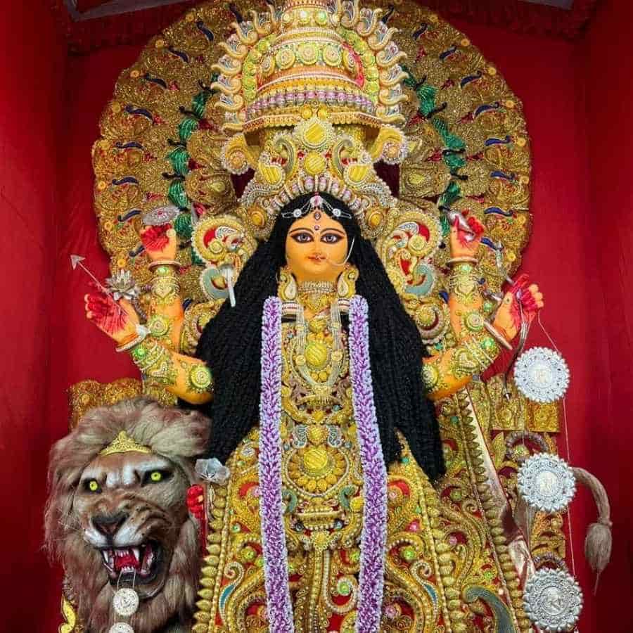 Kolkatas Famous Durga Puja Themes Recreated at Chandannagar Jagadhatri puja 2025 dgtl