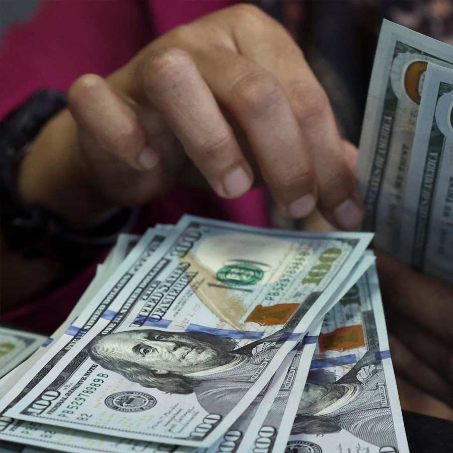 US national debt will surpass Italy and Greece for first time in 100 years, says IMF