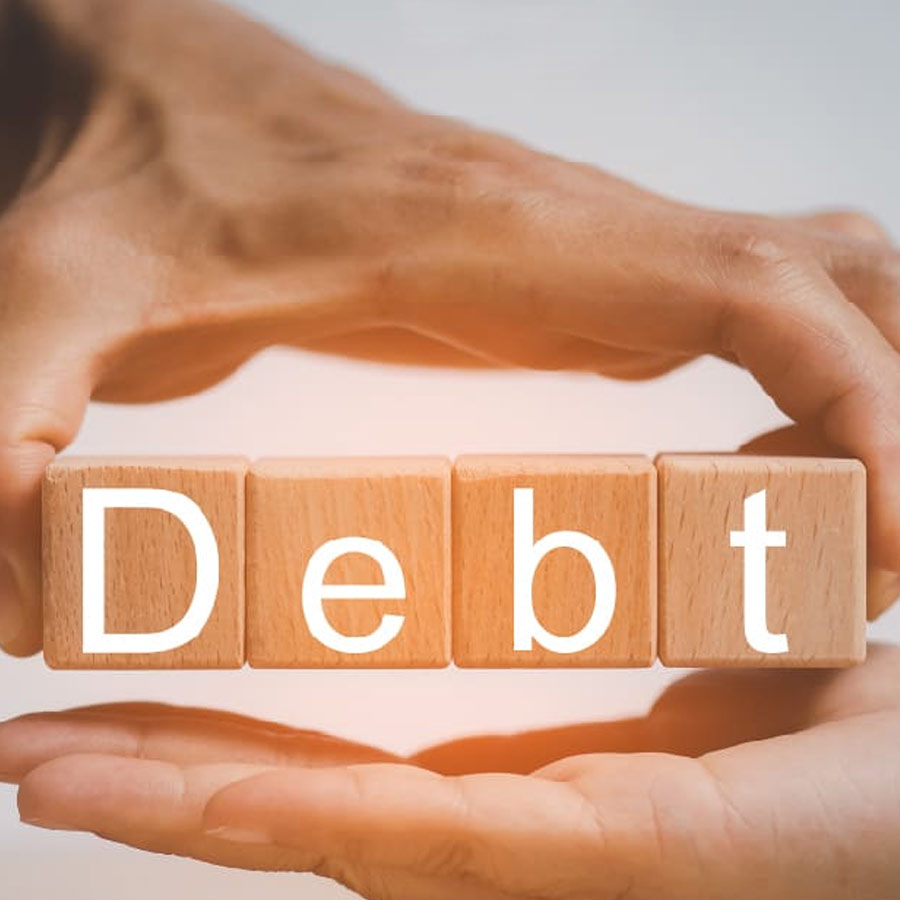 US national debt will surpass Italy and Greece for first time in 100 years, says IMF