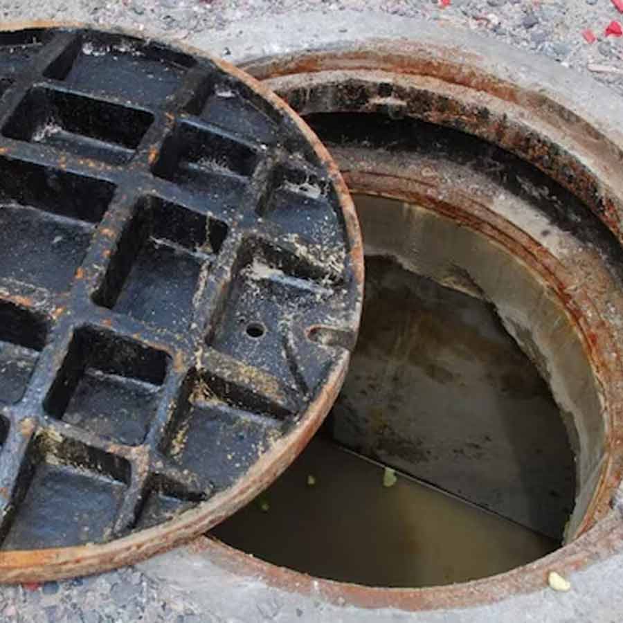 Questions arise over manhole worker deaths due to the illegal continuation of manual scavenging and the consistent failure to provide safety equipment
