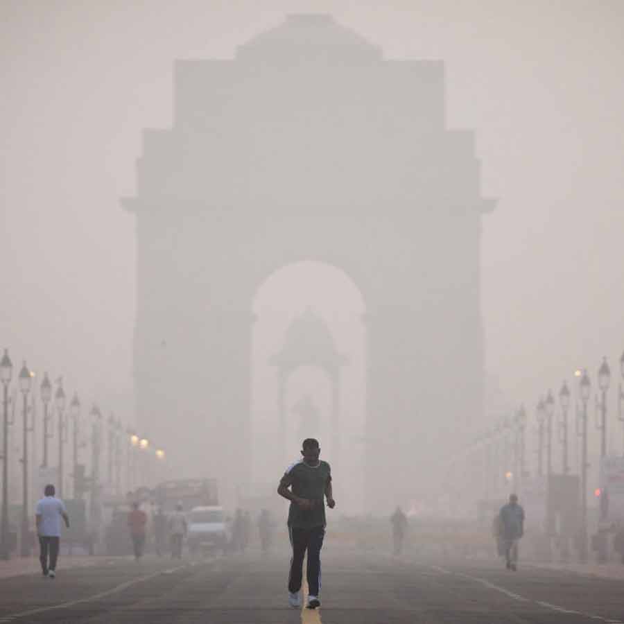 Air quality of delhi improves slightly, still remains in poor category dgtl