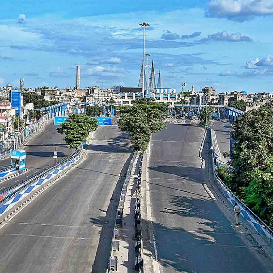 People were subjected to extreme harassment due to the closure of Vidyasagar setu and Kona Expressway