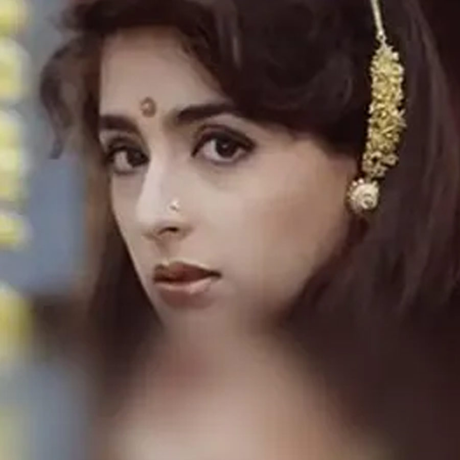 বহু বছর কাঞ্চনকে বড় পর্দায় দেখা যায়নি। অধিকাংশের মতে, কাজের সুযোগ পাননি বলে বলিপাড়া থেকে ‘উধাও’ হয়ে গিয়েছেন তিনি। এখন তিনি কী করছেন সে বিষয়ে কিছু জানা যায়নি। বলিউডের গুঞ্জন, মুম্বইয়ের এক প্রশিক্ষণকেন্দ্রে নাকি অভিনয় শেখান কাঞ্চন।