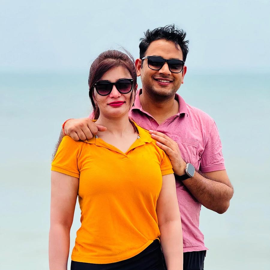 Meet the IPS and IAS Officers Who Had a Simple Wedding for Just Rs 2,000 dgtl