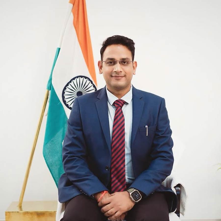 Meet the IPS and IAS Officers 