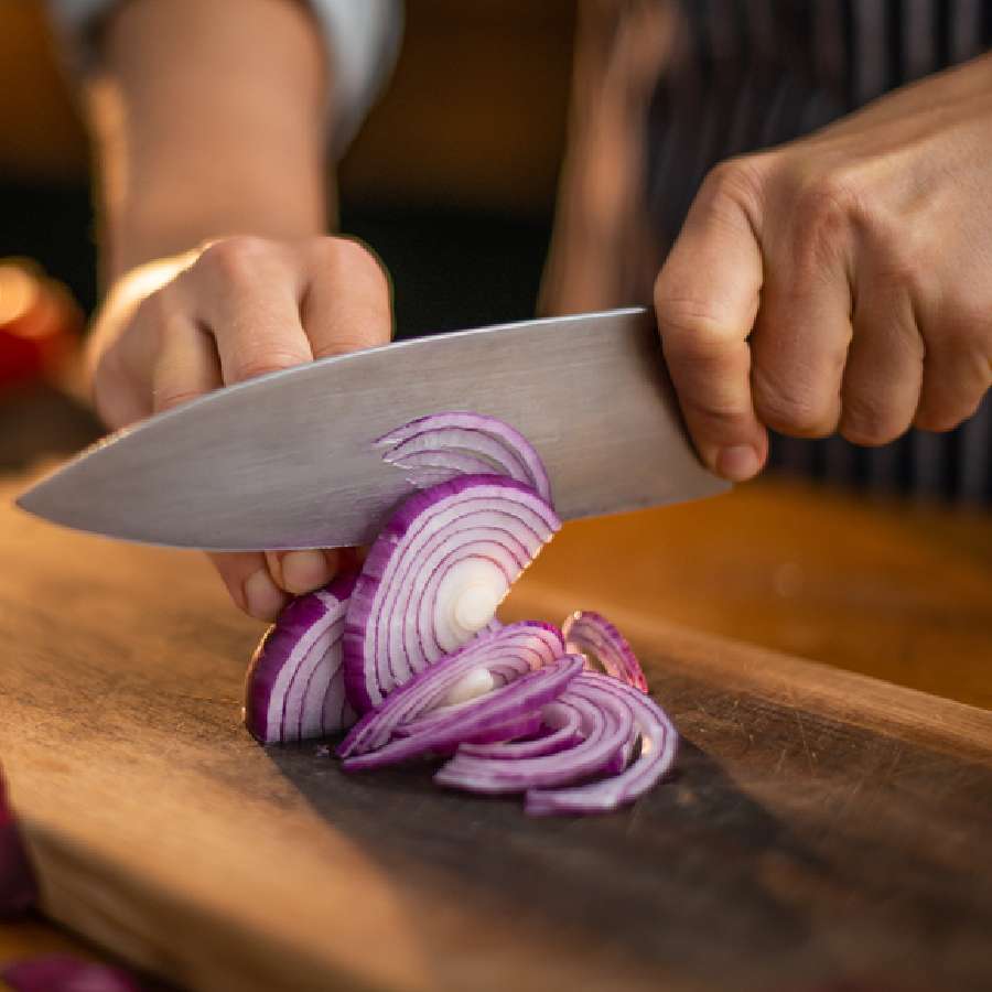 Tips you should keep in mind while adding onion in various recipes dgtl