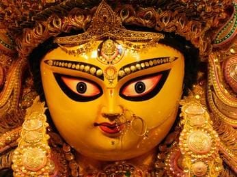 ভার্গবী নামটির অর্থ দেবী দুর্গার সবথেকে সুন্দর এবং আকর্ষণীয় রূপ। 