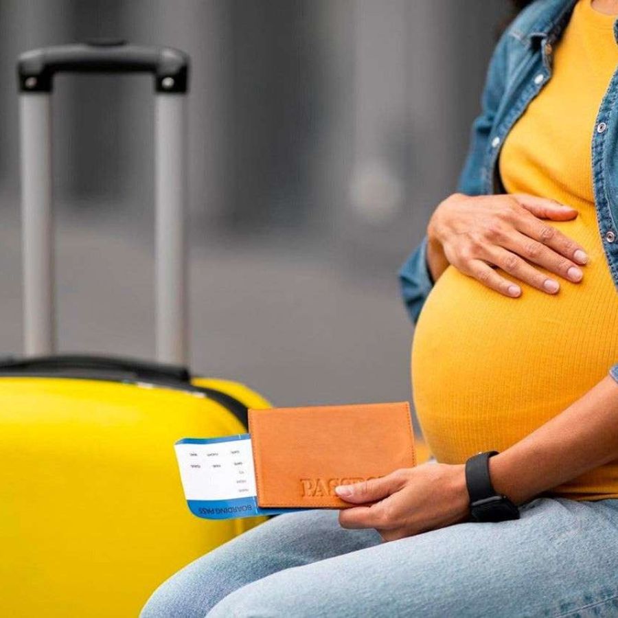 Safety tips and Essential Travel Cautions for Pregnant Women During Durga Puja dgtl