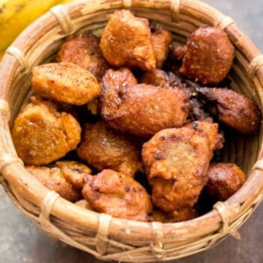 ১০. খইয়ের এই সহজ রেসিপিটি আপনারা সন্ধ্যের স্ন্যাক্স হিসেবে খেতে পারেন। (এই প্রতিবেদনটি 'আনন্দ উৎসব' ফিচারের একটি অংশ।)