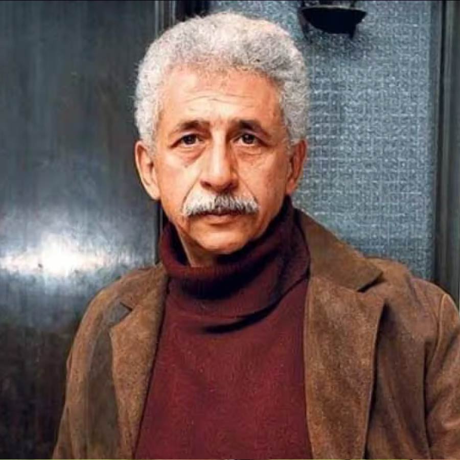 Naseeruddin Shah was married to 15 years older Parveen Murad, took 12 years to pay alimony
