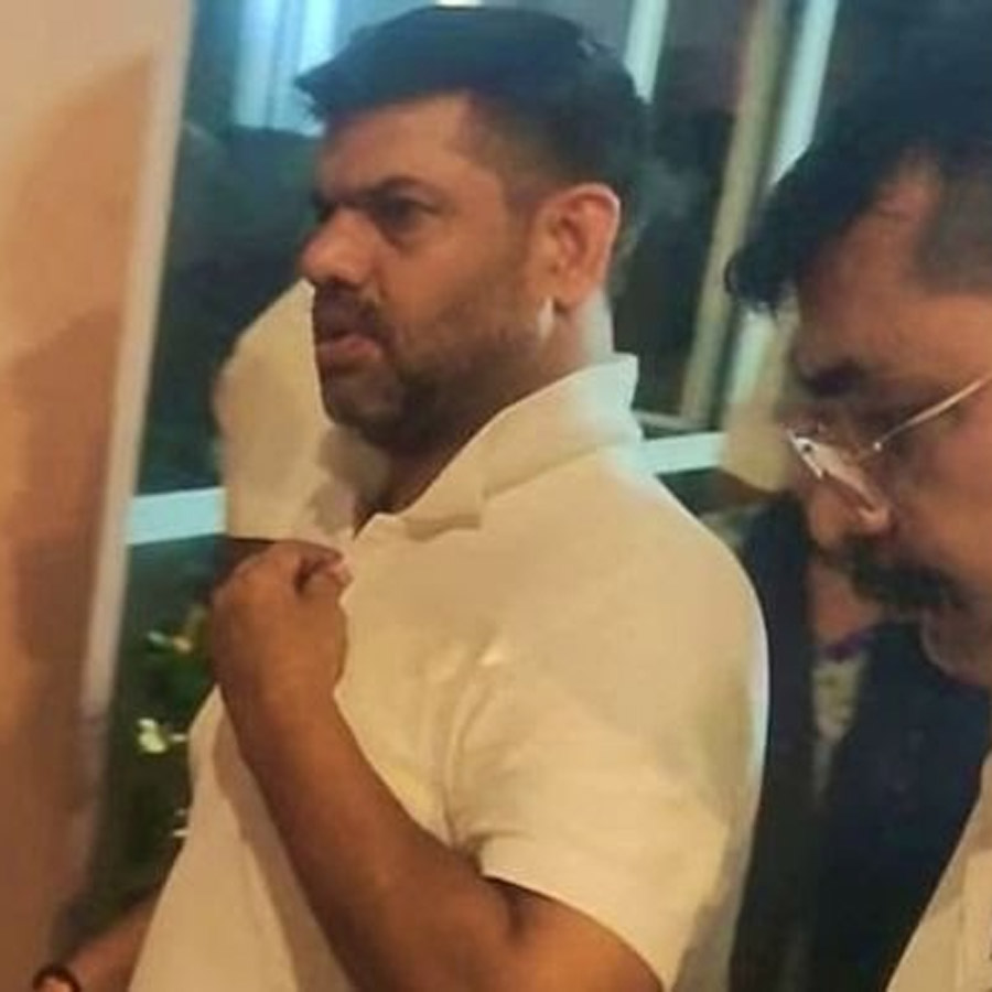 রাকেশ সিংহ।