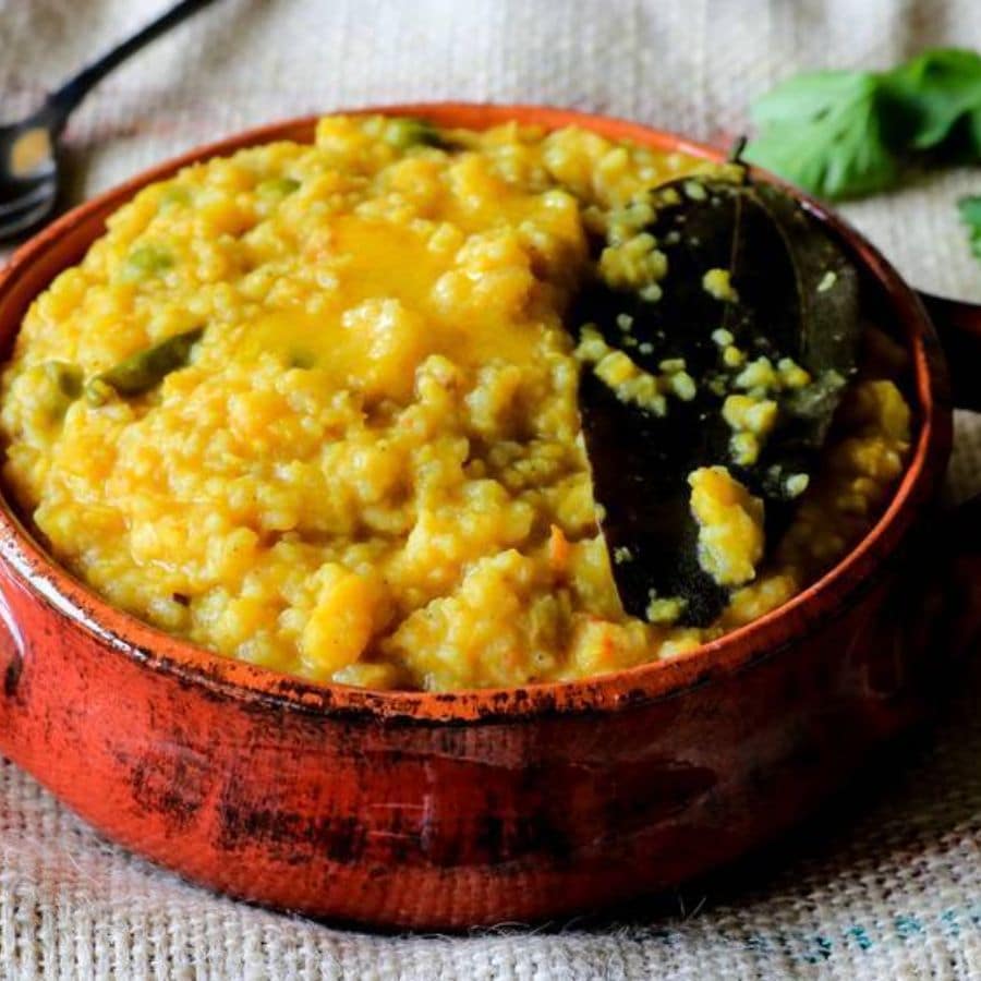 Add a Unique Taste to Your Durga Puja Feast with Smoky Flavored Bhog Khichuri dgtl