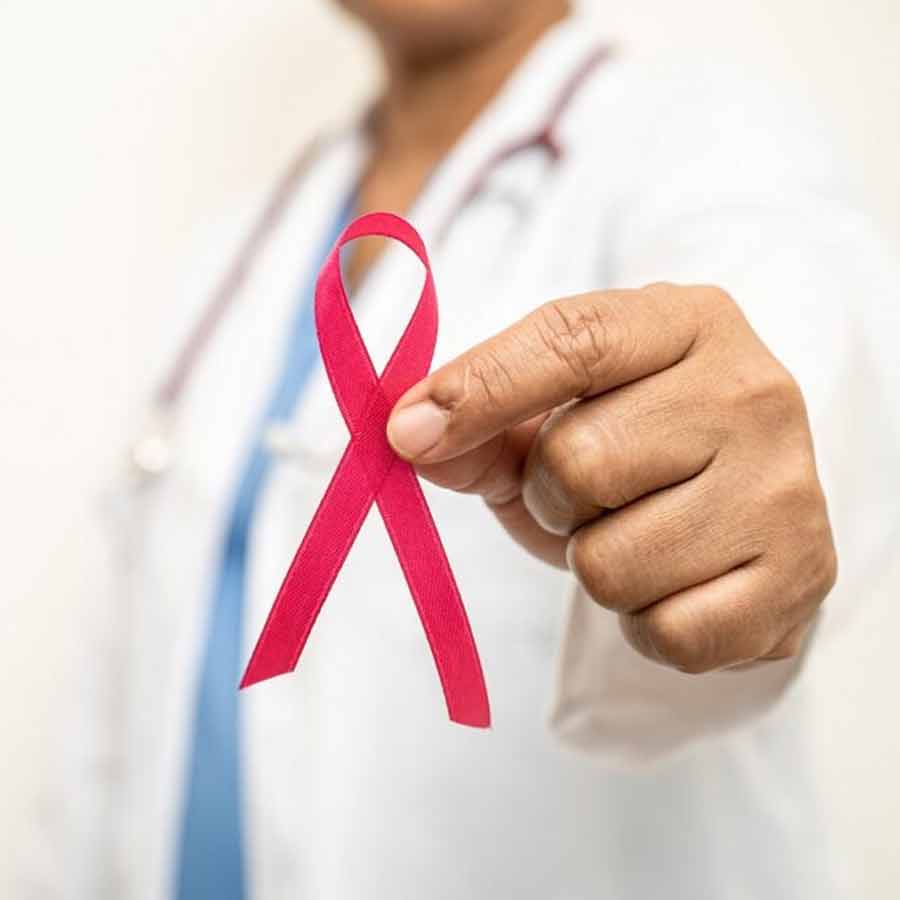 Higher rate of cancer among women but death count higher among men