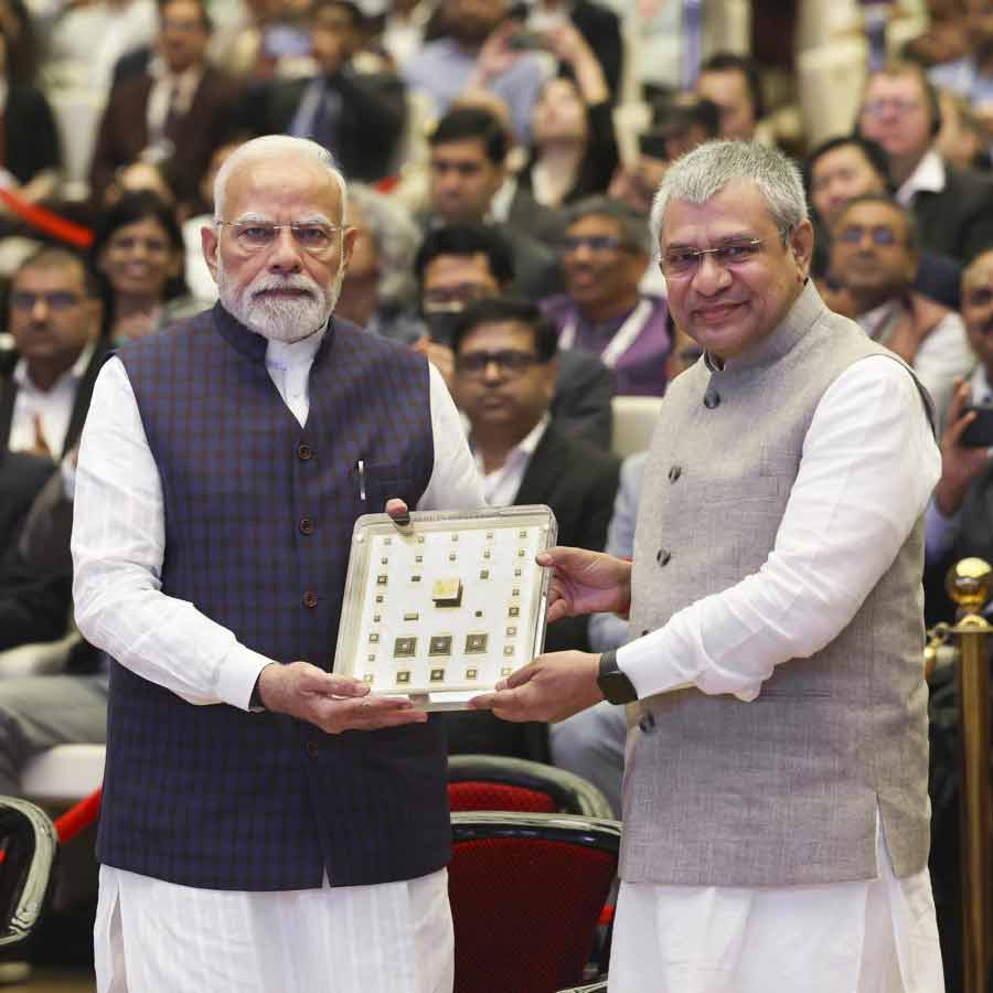 India’s first microchip can be a game changer for china and America