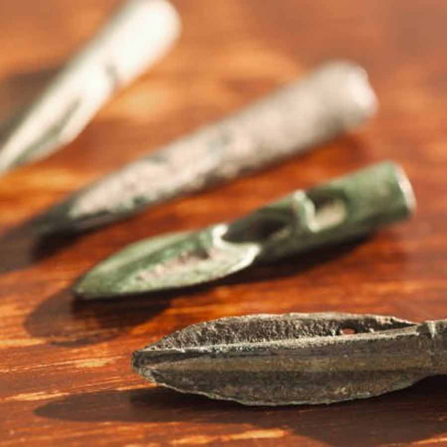 Archaeologists find 80000 years old arrowheads possible made by Neanderthals dgtl