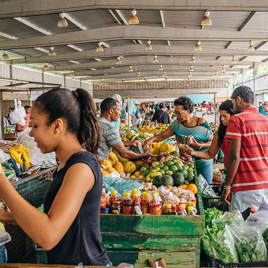 US economy is on the edge of recession, says credit rating agency Moody's