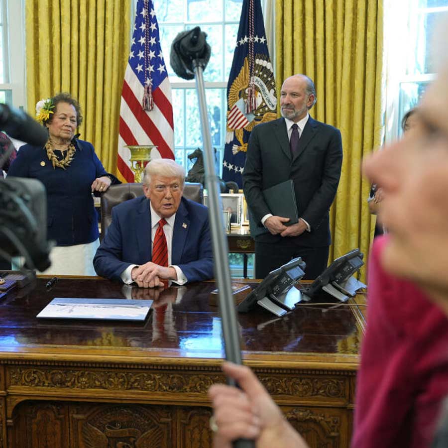 US economy is on the edge of recession, says credit rating agency Moody's